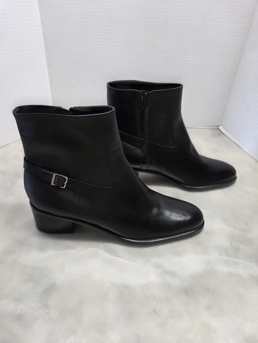 Lauren Ralph Lauren Black Leather Ankle Booties with Side Buckle Size 10B